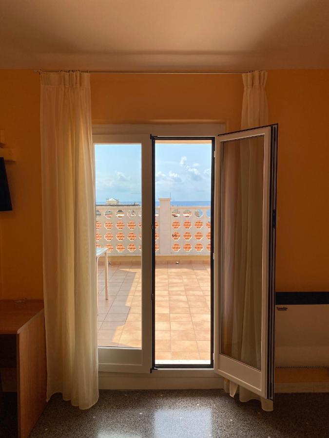 Hotel Ines Varazze Luaran gambar